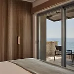 Beachfront Alassa With Private Pools 别墅