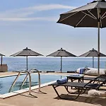 Beachfront Alassa With Private Pools Kotronion (West Mani)