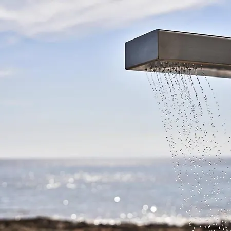 Вилла Beachfront Alassa With Private Pools Kotronion (West Mani)