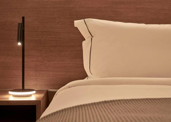 Villa Beachfront Alassa With Private Pools *