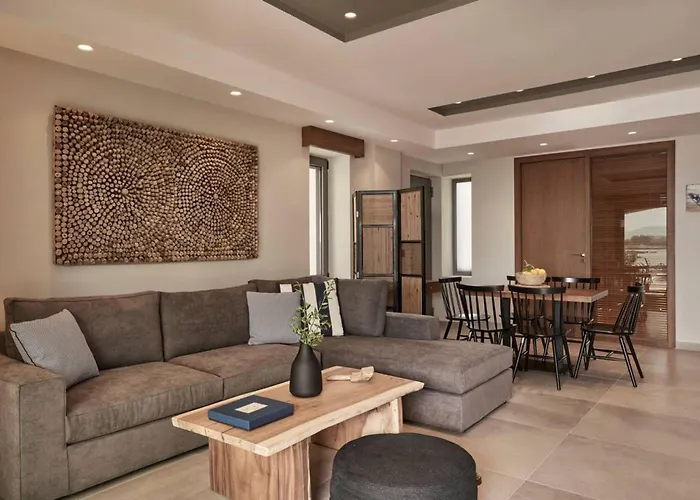 Villa Beachfront Alassa With Private Pools *